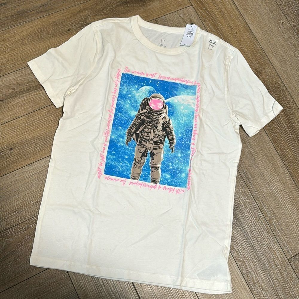 NWT GAP Kids Everyday Graphic Tee